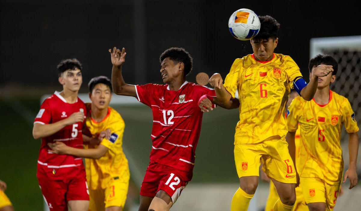 爱游戏体育官方入口-国足1-2输日本仅一夜，拿3分也能出线，U17亚洲杯积分榜更新排名